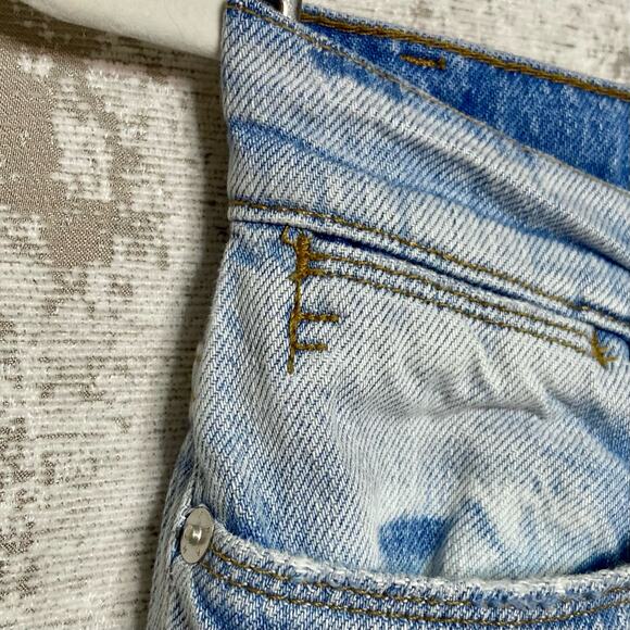 Frame Le High Straight Jeans in Winslow - Picture 5 of 6